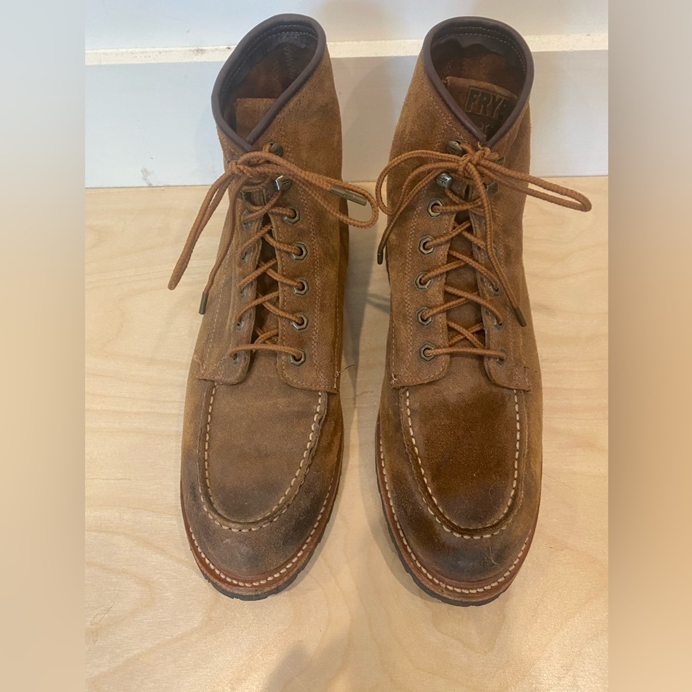 Frye Dakota mid lace boots